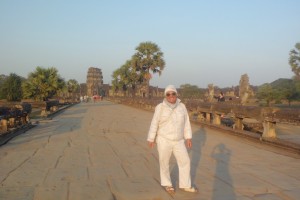 Aurora ad ANGKOR WAT CAMBOGIA luce e silenzio