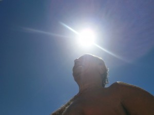 Luce intensa e abbagliante... Il sole splende su di noi...